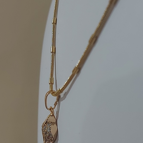 24k Gold Plated Pendant Necklace Decorated With CZ - Picture 5 of 6